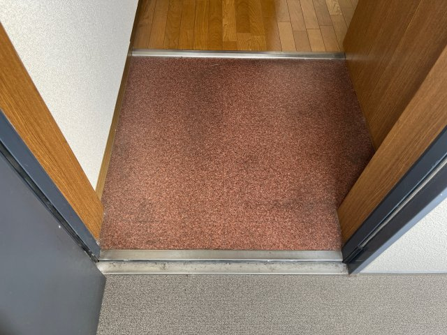 グランベール蒲田の玄関