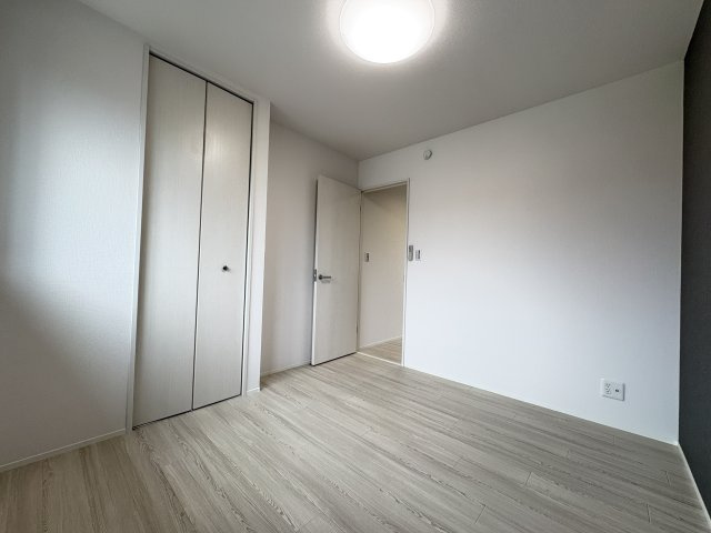 レトナー昭島の洗面所