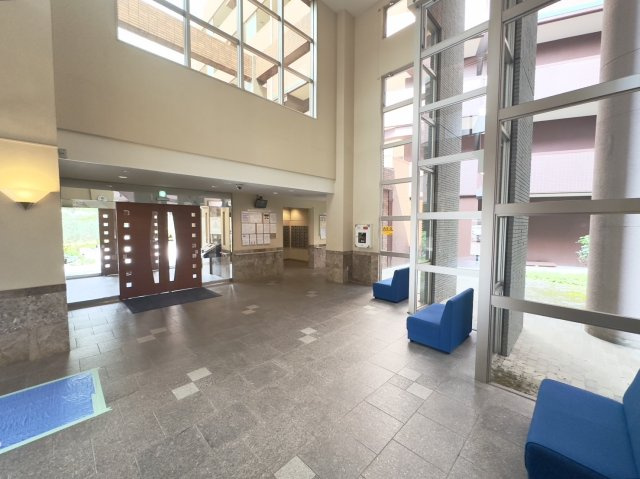 グランマークスクエア仙台長町のエントランス