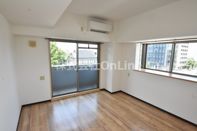 【内装】 | パトラY