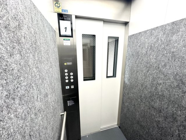 ライオンズマンション富沢公園のその他共用部分|エレベーター