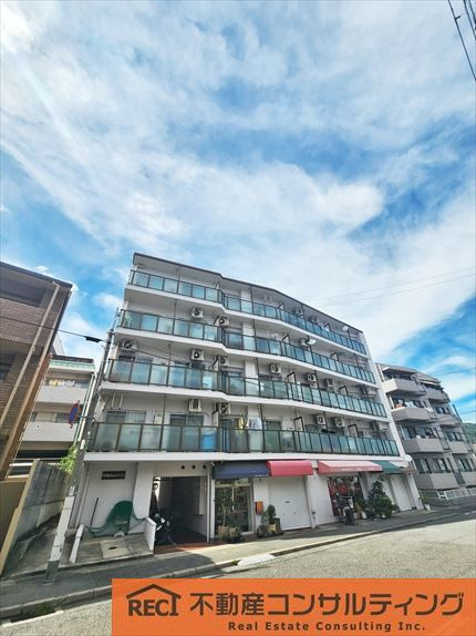 甲南本山ハイムの外観