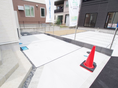 【駐車場】 | Blooming　Garden　南沢又東谷地　３号棟