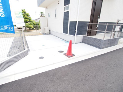 【駐車場】 | Blooming　Garden　南沢又東谷地　２号棟
