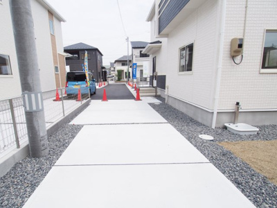 【駐車場】 | Blooming　Garden　南沢又東谷地　２号棟