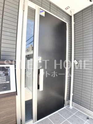 【エントランス】 | Ｄ－ＡＶＡＮＣＥ明大寺 | 毎日通るエントランスはこのようになっています
イメージ