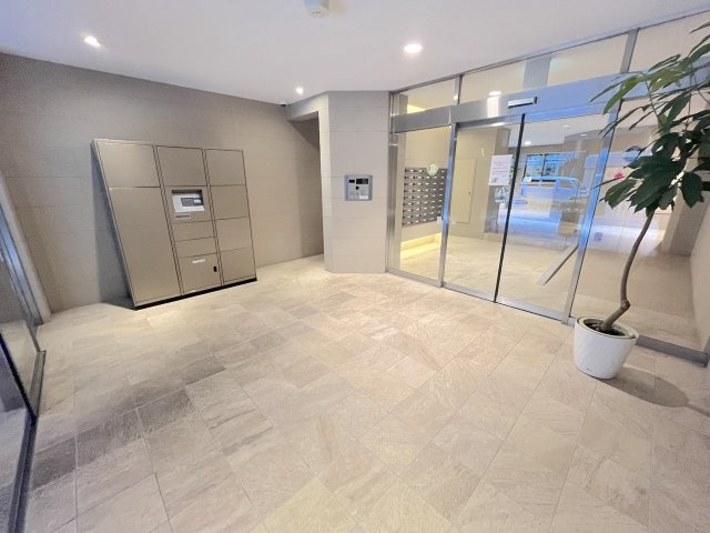 ライオンズマンション赤坂のエントランス