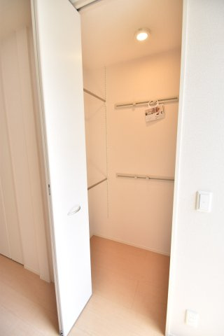 大阪市都島区中野町２丁目のアパートの収納