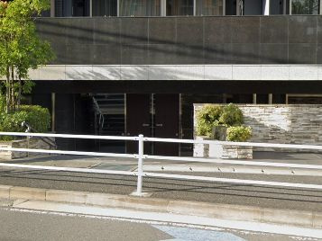 【エントランス】 | ココテラス横濱戸塚ヒルトップWEST