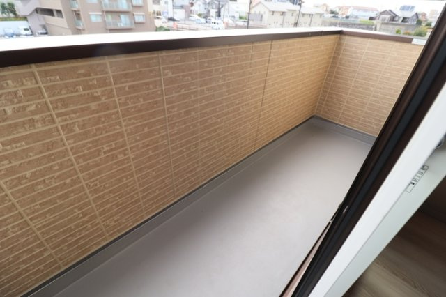 テラス　リバプールのバルコニー|同会社施工トリシアシリーズ　完成イメージです ※現況優先