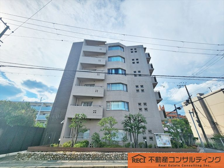 チュリス芦屋川の外観