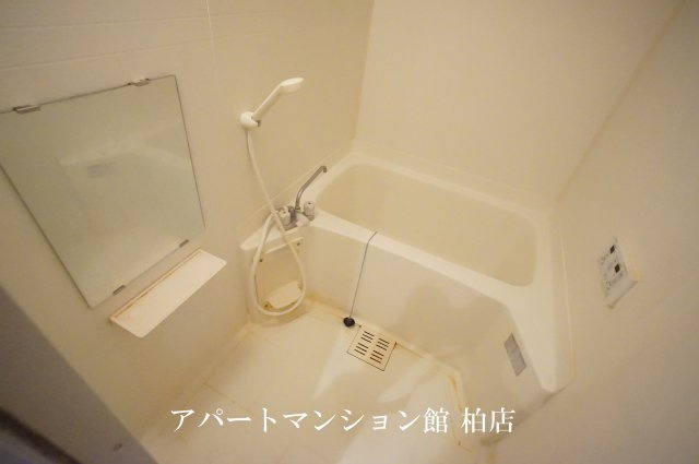 ル・モンテストSの浴室|※別号室参考写真です