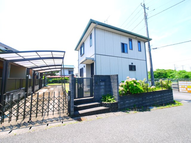 長生郡一宮町一宮　中古戸建の外観|セキスイハウス施工軽量鉄骨 ３LDK 平成15年4月築 JR外房線上総一宮駅徒歩約6分 駐車2台可能