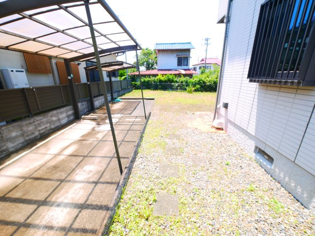 長生郡一宮町一宮　中古戸建の庭|セキスイハウス施工軽量鉄骨 ３LDK 平成15年4月築 JR外房線上総一宮駅徒歩約6分 駐車2台可能
