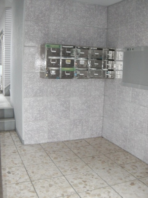 【エントランス】 | クラウンマンション