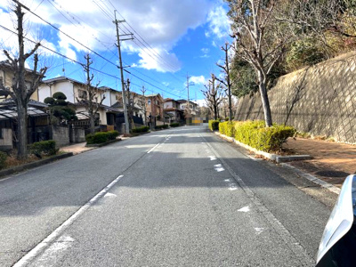【前面道路含む現地写真】 | 北葛城郡王寺町畠田7丁目