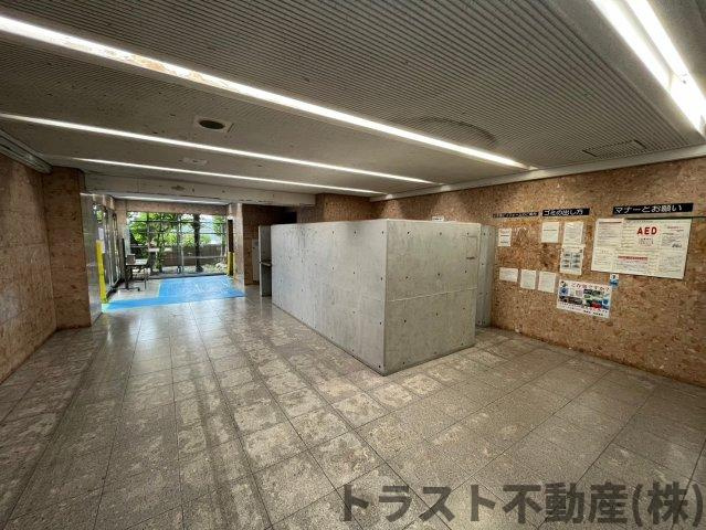 朝日プラザCITYウェストヒル神戸Ｂ棟のエントランス