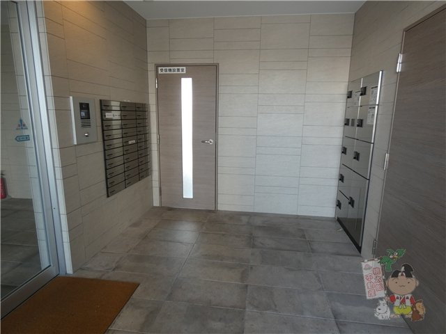 ＣＲＡＳＳＯ　ＩＭＡのエントランス