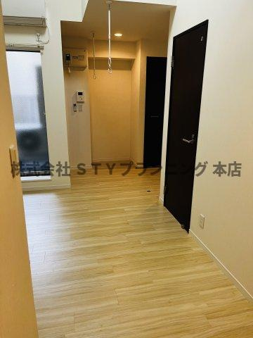 仲介手数料0円！REX新栄の居間・リビング