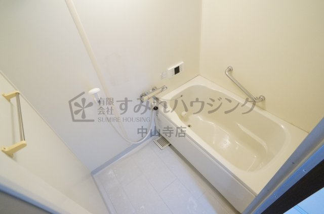 エステートプラザ中野の浴室
