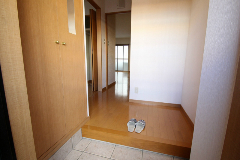グレイシャスの玄関