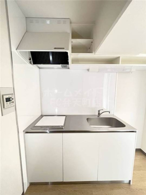 【キッチン】 | ハーバーライフ市岡 | IHコンロキッチンで掃除もラクラク