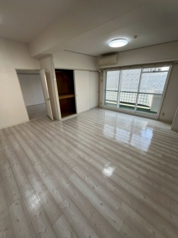 ヒューマンポート洗心洞の居間・リビング