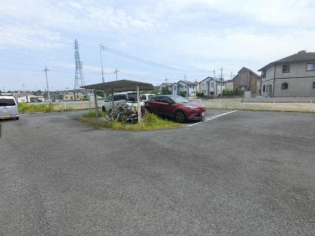 【駐車場】