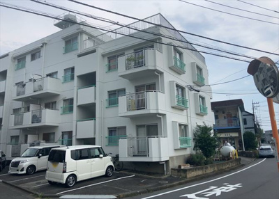 【現況写真】 | 長谷オーナーズマンション | 景色重視でお家選ぶをするとスーパーが遠い！学校が遠い！など生活をするうえで利便性で困ることもあります。まず一度現地を見学する際に、周辺の施設などがあるかを確認し、暮らし始めた後のことを想像しましょう。