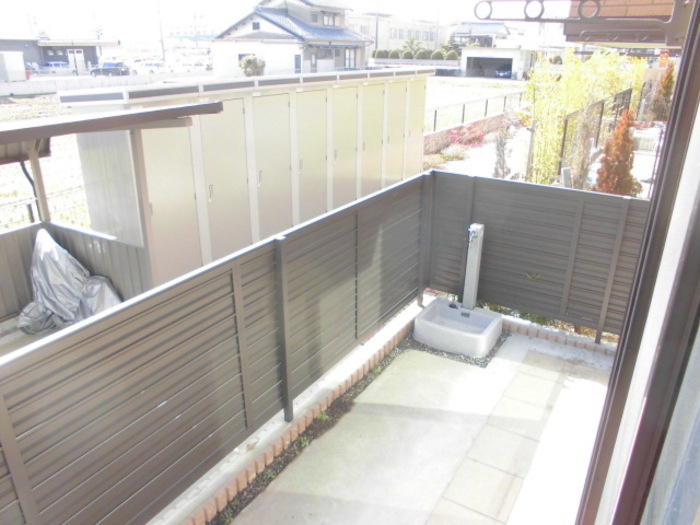 花水木三番館の庭|イメージ写真