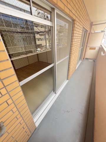 大阪市都島区友渕町２丁目の賃貸マンションのバルコニー