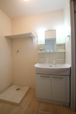 【洗面所】 | ロイヤルプラザC