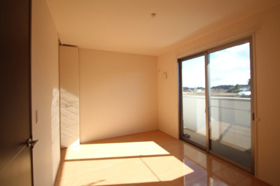 【寝室】 | ロイヤルプラザC