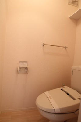 【トイレ】 | ロイヤルプラザC | ２Fのトイレです