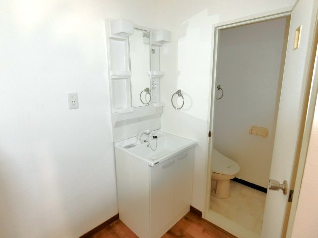 ファーストコーポ八千代の洗面所