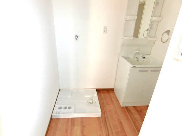 ファーストコーポ八千代の玄関