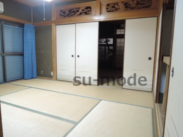 安岡寺５丁目貸家　【短期貸し専用】の寝室