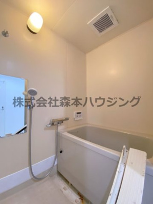 【浴室】 | 　西尾ハイツ | 日々の疲れを癒すお風呂付です