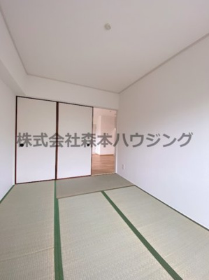 【寝室】 | 　西尾ハイツ | 寝室にいかがでしょうか