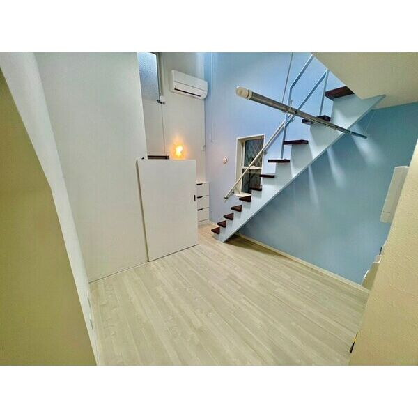 エル・サッスーン桜町の内装