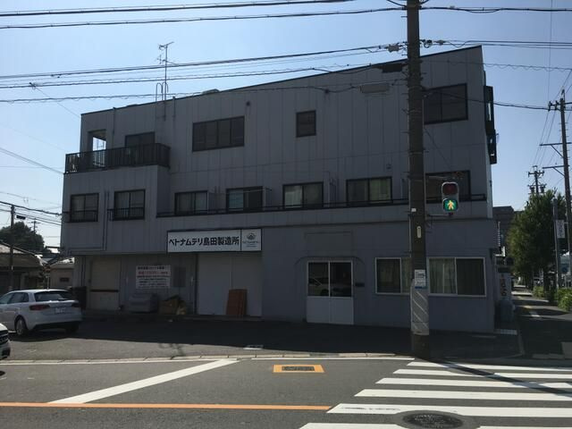 アルファ島田の駐車場