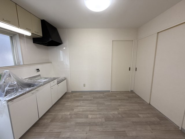 コーポ西宮の居間・リビング