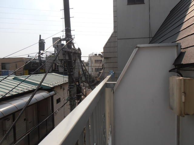 【バルコニー】