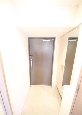 【玄関】 | スプランディッドナンバキャトル