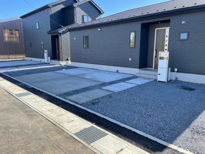 【駐車場】 | 香取市野田23-1期1号棟 | 即日見学も可能です。お気軽にお問合せ下さい。（ＴＥＬ：０４７６－３７－３８８８）