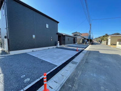 【前面道路含む現地写真】 | 香取市野田23-1期2号棟 | 即日見学も可能です。お気軽にお問合せ下さい。（ＴＥＬ：０４７６－３７－３８８８）