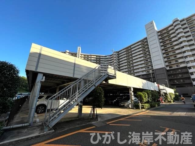 オクトス湘南茅ヶ崎グランドヒルの駐車場|新規リフォーム完了！敷地内駐車場