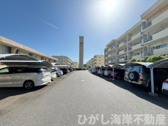 湘南ハイムT棟の駐車場|新規リフォーム完了！敷地内駐車場