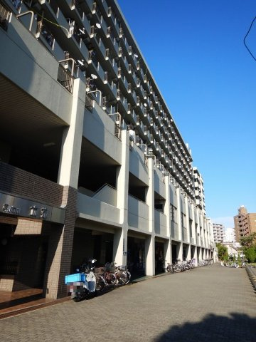 サンタウン立花2号棟の外観
