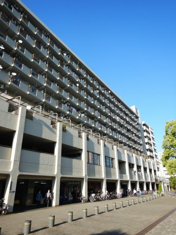 サンタウン立花2号棟の外観